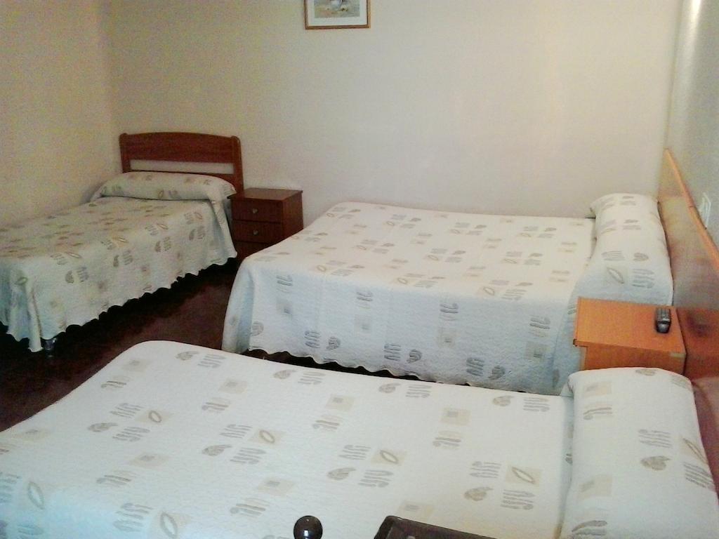 Hostal Alonso Madrid Ruang foto